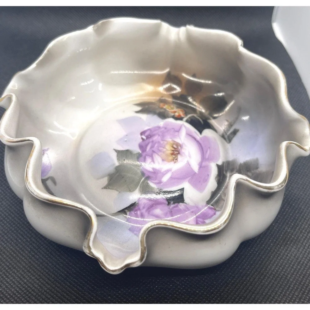 Vintage Noritake Porcelain Cigar Ashtray Ruffled Edge Hand Painted Purple Flower